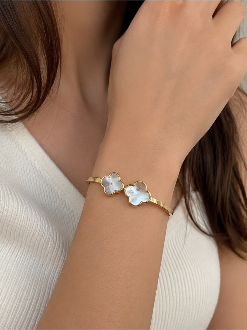 Gold Clover Bracelet with White Mother-of-Pearl Accents